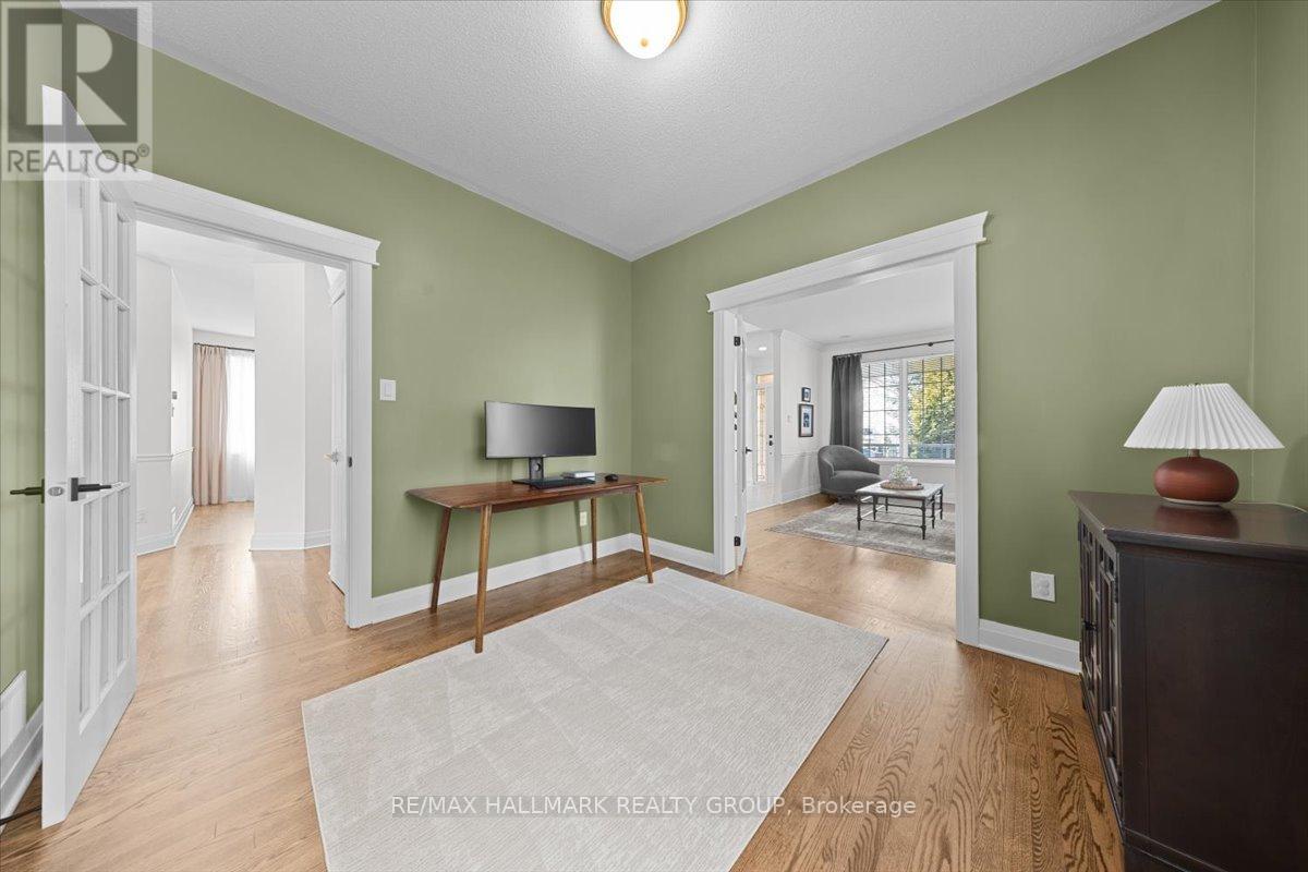 5849 Gladewoods Place, Ottawa, Ontario  K1W 1G6 - Photo 8 - X12965332