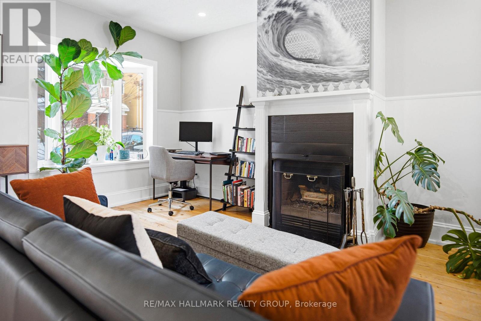 438 Mcleod Street, Ottawa, Ontario  K1R 5P6 - Photo 5 - X12965352