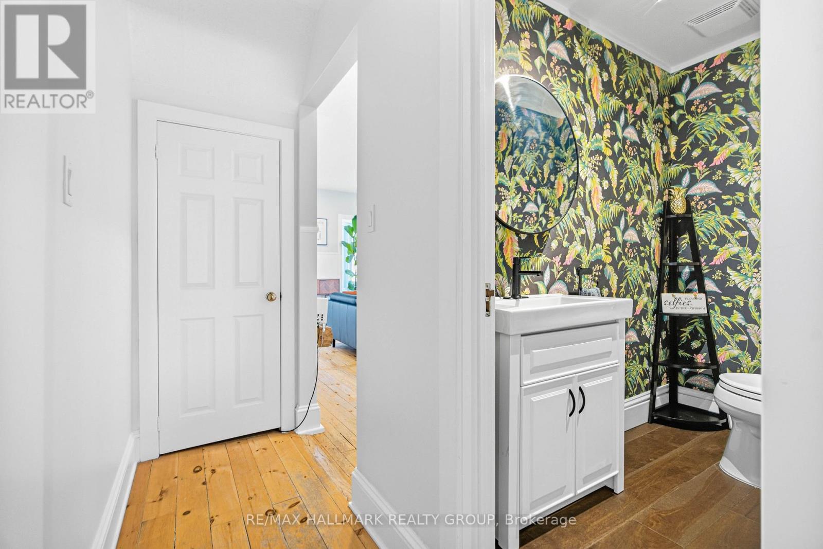 438 Mcleod Street, Ottawa, Ontario  K1R 5P6 - Photo 7 - X12965352