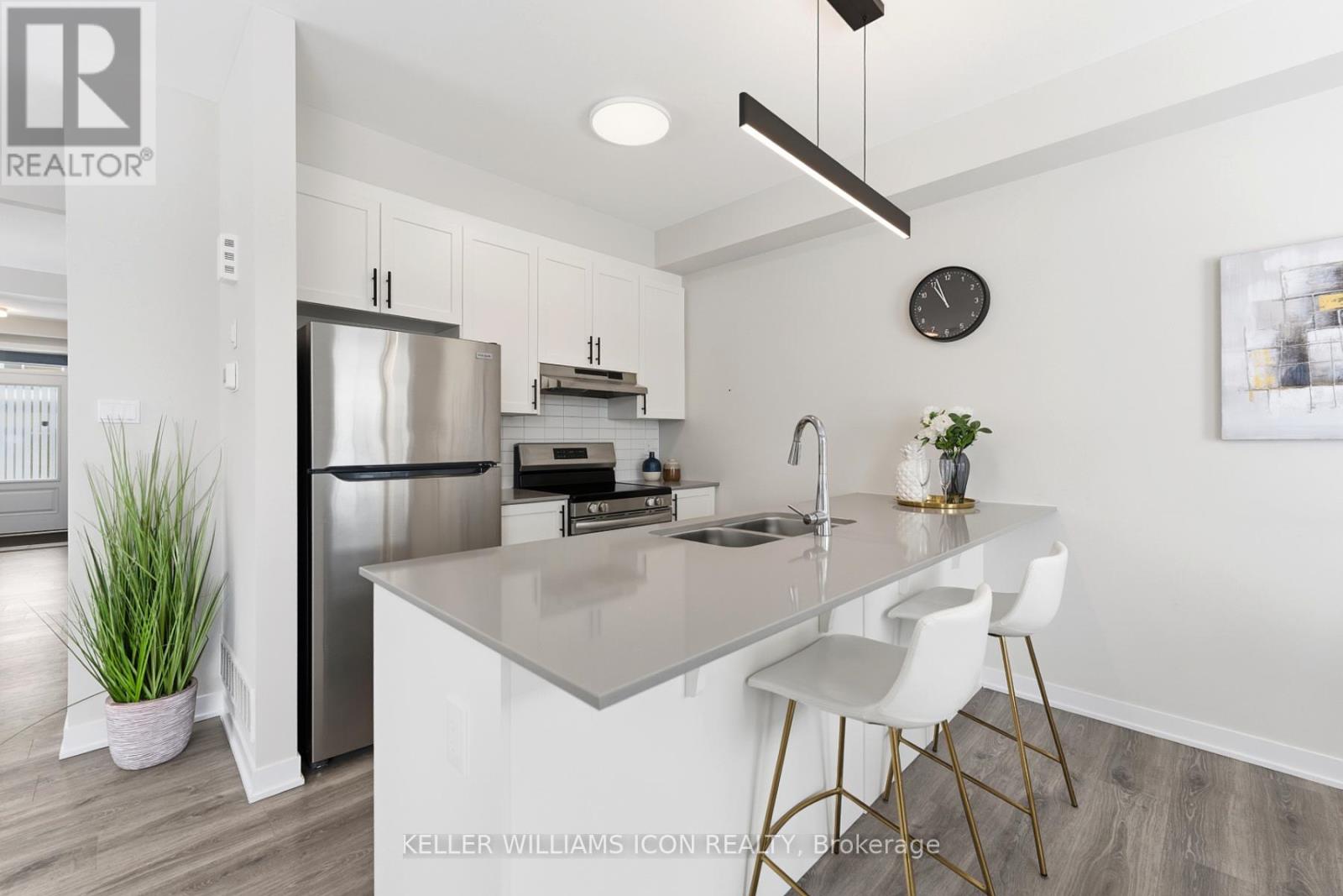 840 Andesite Terrace, Ottawa, Ontario  K2J 7H4 - Photo 11 - X12965358