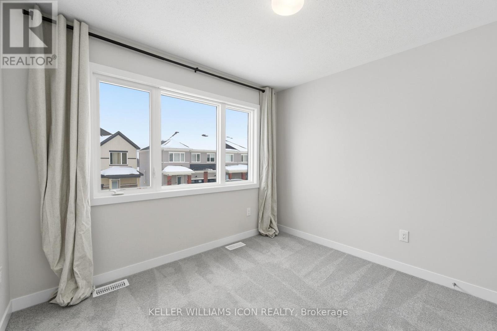 840 Andesite Terrace, Ottawa, Ontario  K2J 7H4 - Photo 32 - X12965358