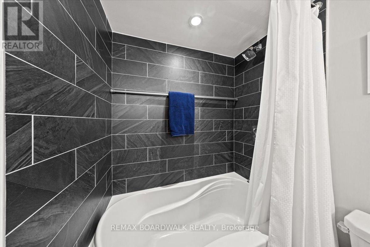 804 - 505 St Laurent Boulevard, Ottawa, Ontario  K1K 3X4 - Photo 33 - X12965390