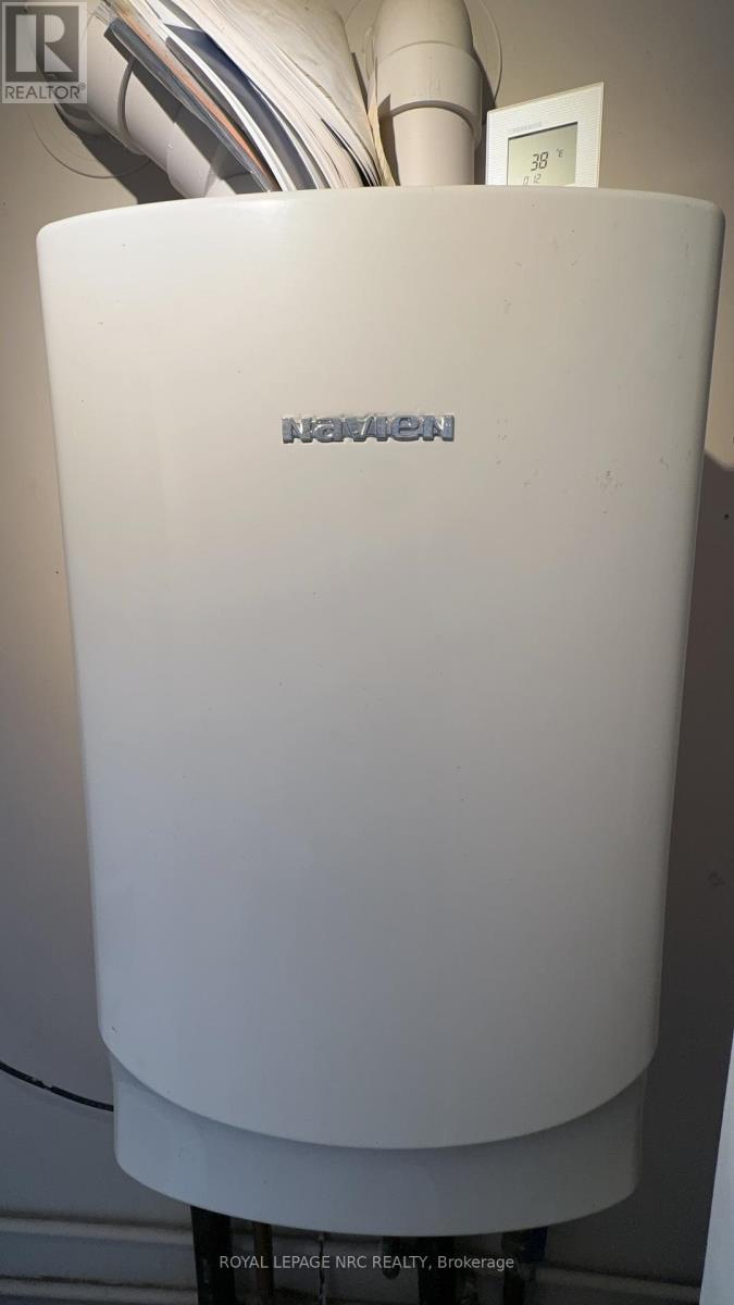 10 Thorold Road, Welland, Ontario  L3C 3T2 - Photo 18 - X12965398