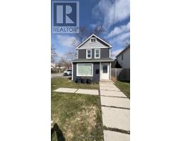 10 THOROLD ROAD, Welland, Ontario