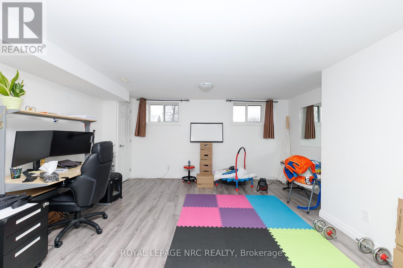 14 Roxborough Court, St. Catharines, Ontario  L2M 6E3 - Photo 21 - X12965424