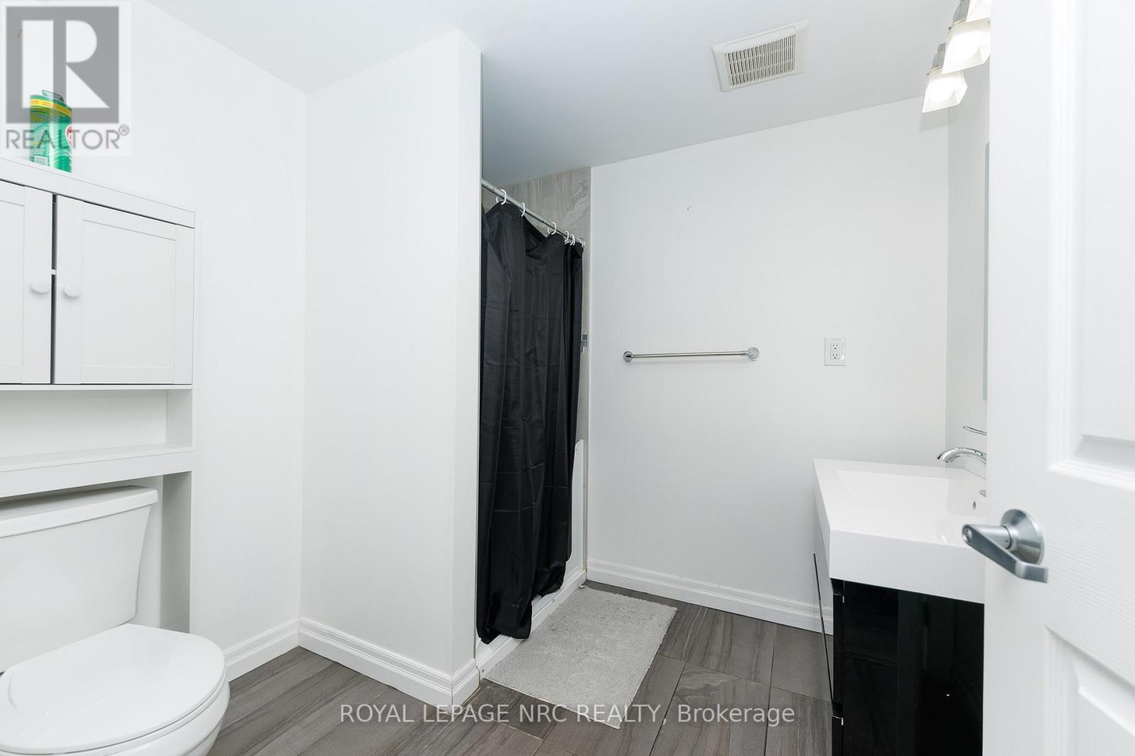 14 Roxborough Court, St. Catharines, Ontario  L2M 6E3 - Photo 24 - X12965424