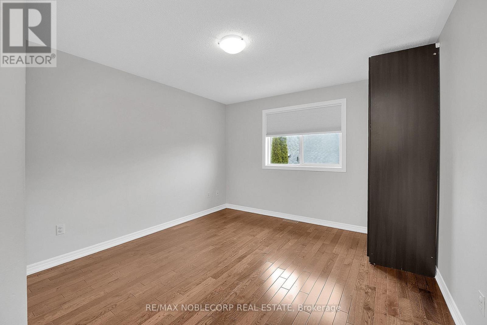 92 Water Garden Lane, Vaughan, Ontario  L4H 1N5 - Photo 27 - N12964078