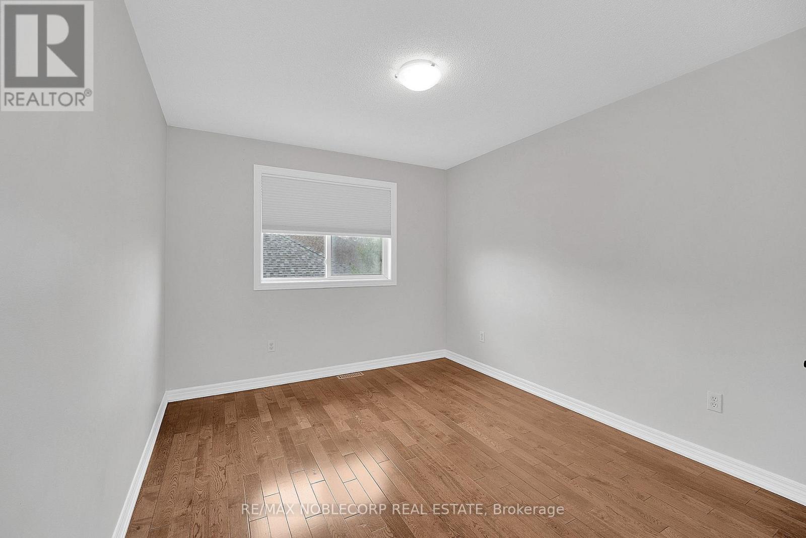 92 Water Garden Lane, Vaughan, Ontario  L4H 1N5 - Photo 29 - N12964078