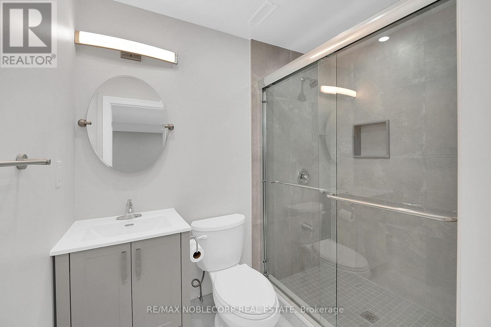 92 Water Garden Lane, Vaughan, Ontario  L4H 1N5 - Photo 40 - N12964078