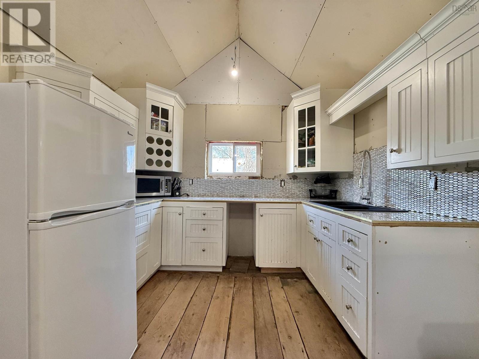 1331 Highway 3, Mill Village, Nova Scotia  B0J 2H0 - Photo 17 - 202600595