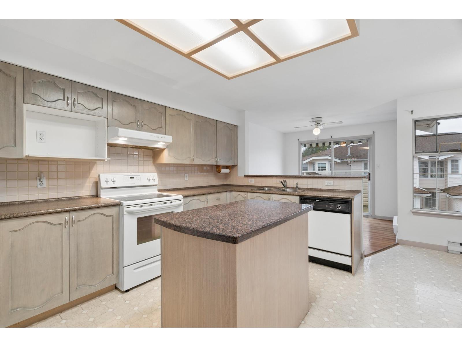 19 9168 Fleetwood Way, Surrey, British Columbia  V3R 0P1 - Photo 13 - R3103894