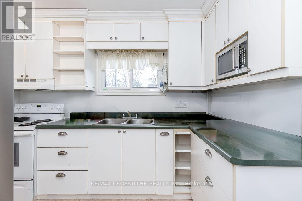 34 Kipling Place, Barrie, Ontario  L4N 4W1 - Photo 18 - S12964076