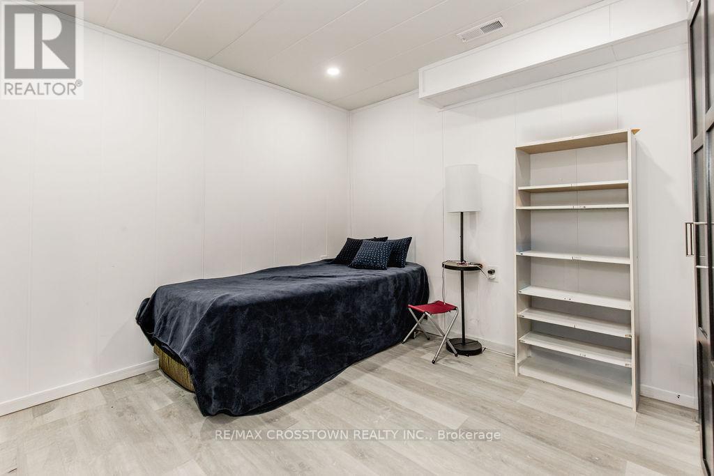 34 Kipling Place, Barrie, Ontario  L4N 4W1 - Photo 35 - S12964076