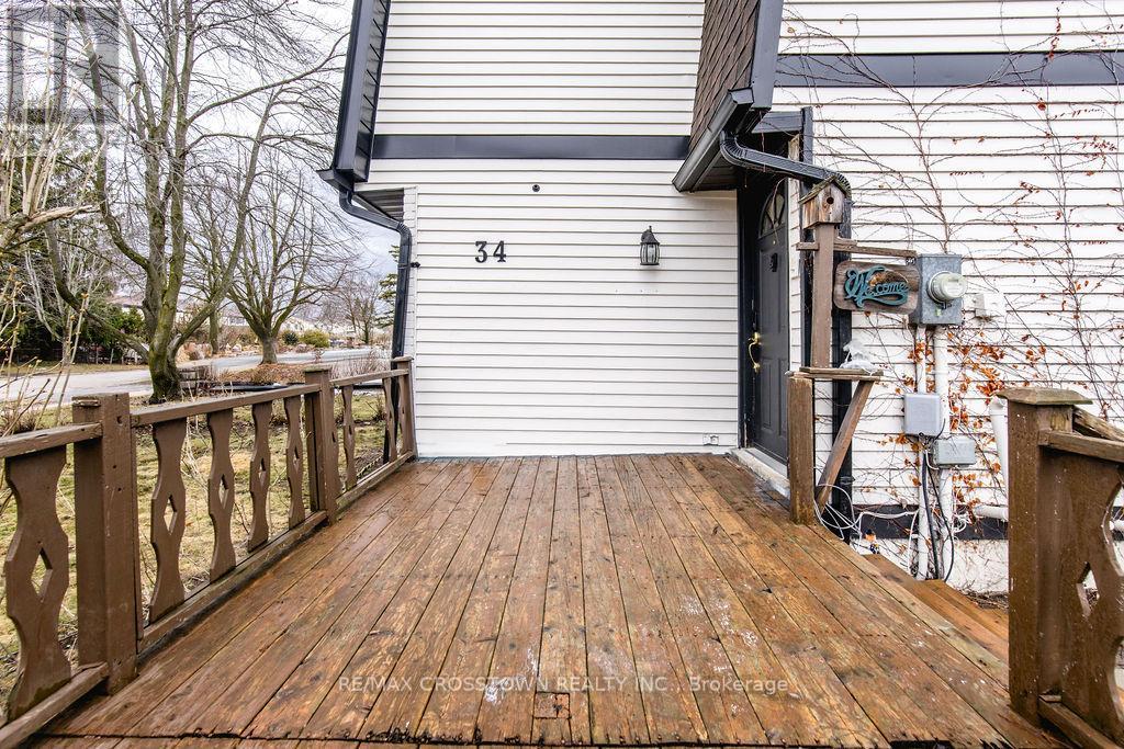 34 Kipling Place, Barrie, Ontario  L4N 4W1 - Photo 5 - S12964076