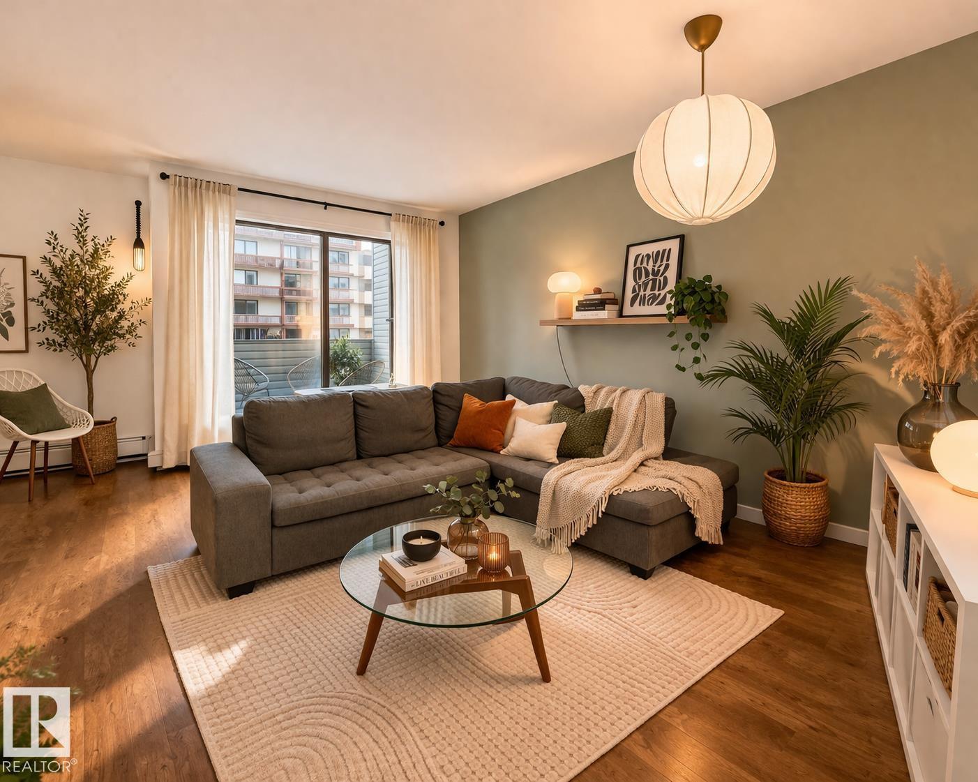 #314 10148 118 ST NW, Edmonton, Alberta