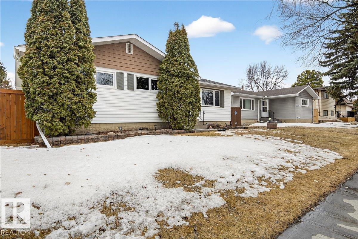 9227 168 St Nw, Edmonton, Alberta  T5R 2V8 - Photo 5 - E4480785