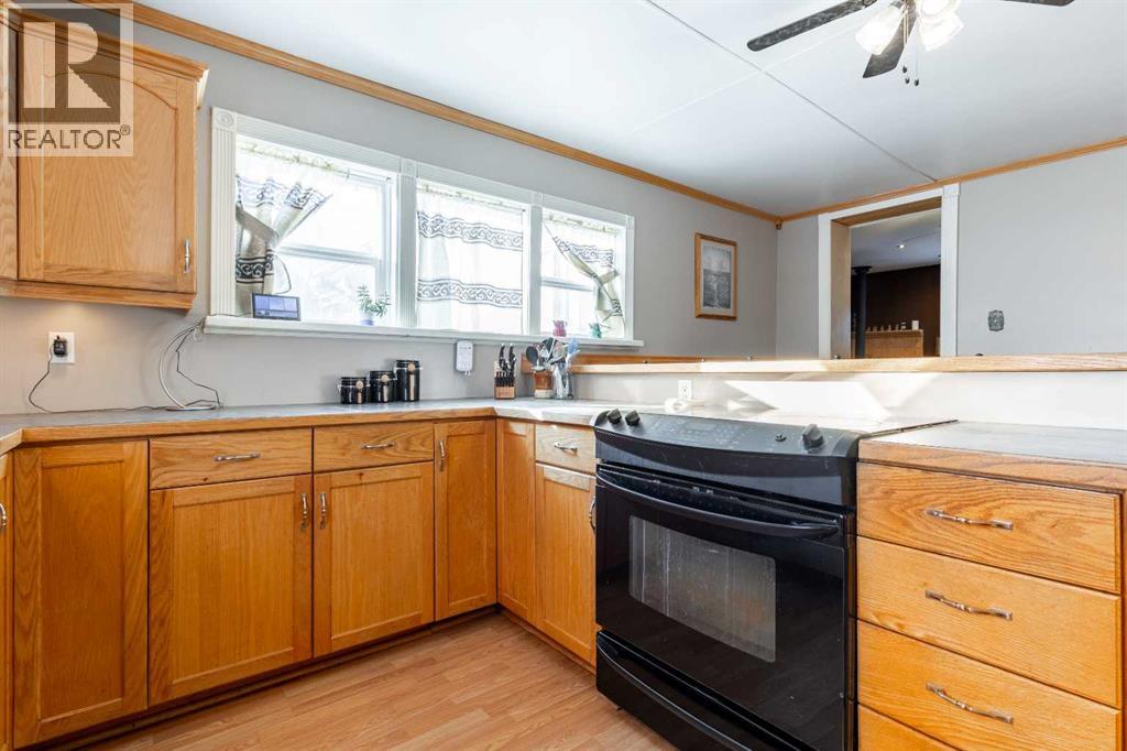 30058 Hwy 501, Cardston, Alberta  T0K 0K0 - Photo 6 - A2299466