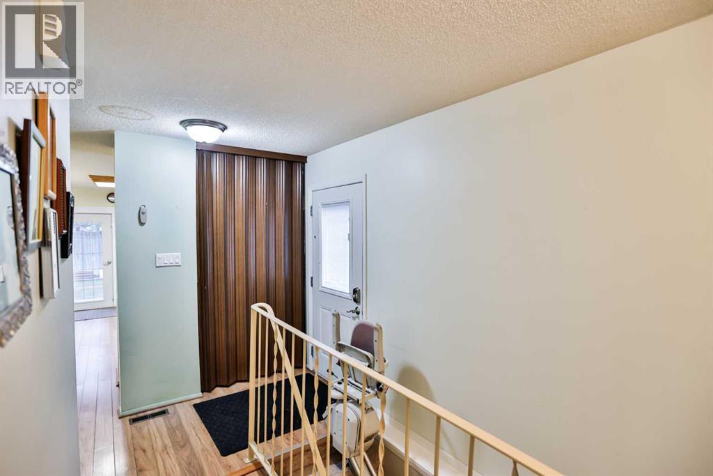 1013 St David Road N, Lethbridge, Alberta  T1H 5A5 - Photo 6 - A2298985