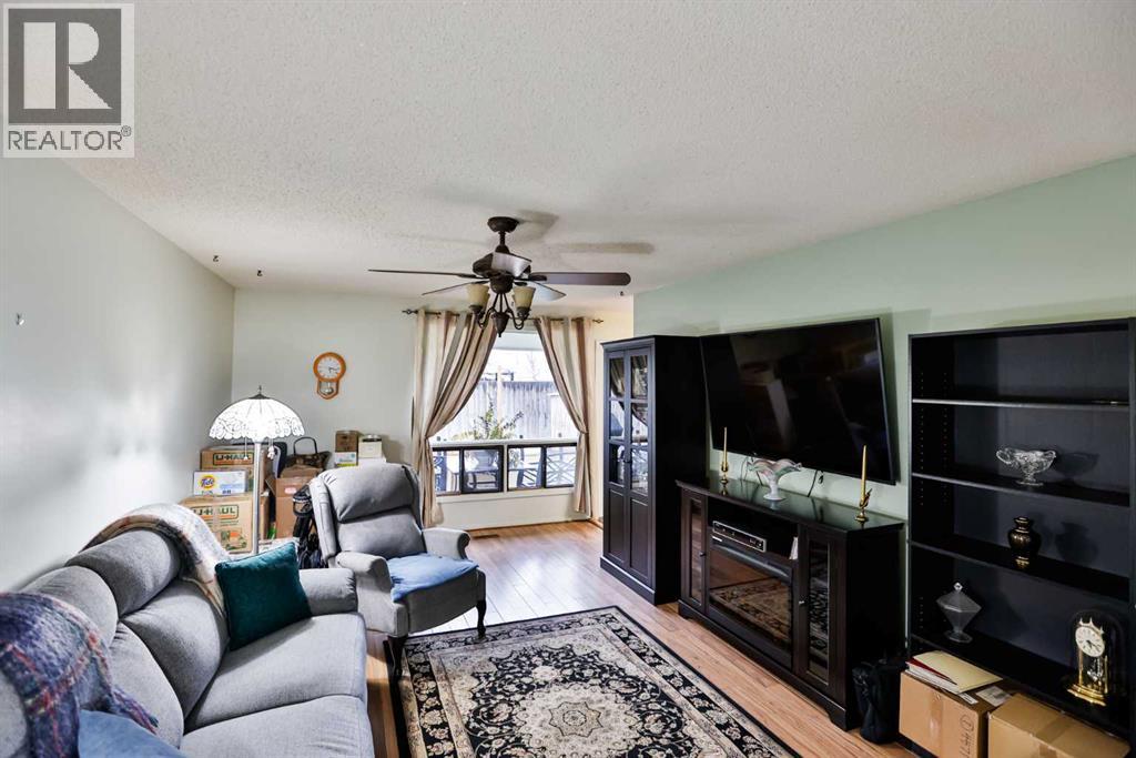 1013 St David Road N, Lethbridge, Alberta  T1H 5A5 - Photo 10 - A2298985