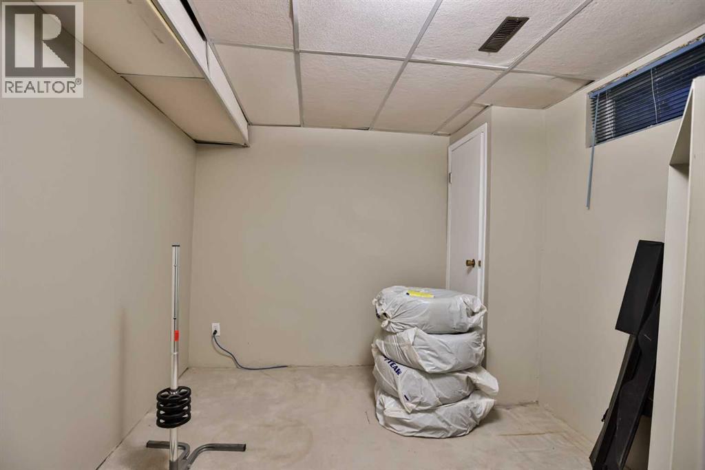 1013 St David Road N, Lethbridge, Alberta  T1H 5A5 - Photo 19 - A2298985