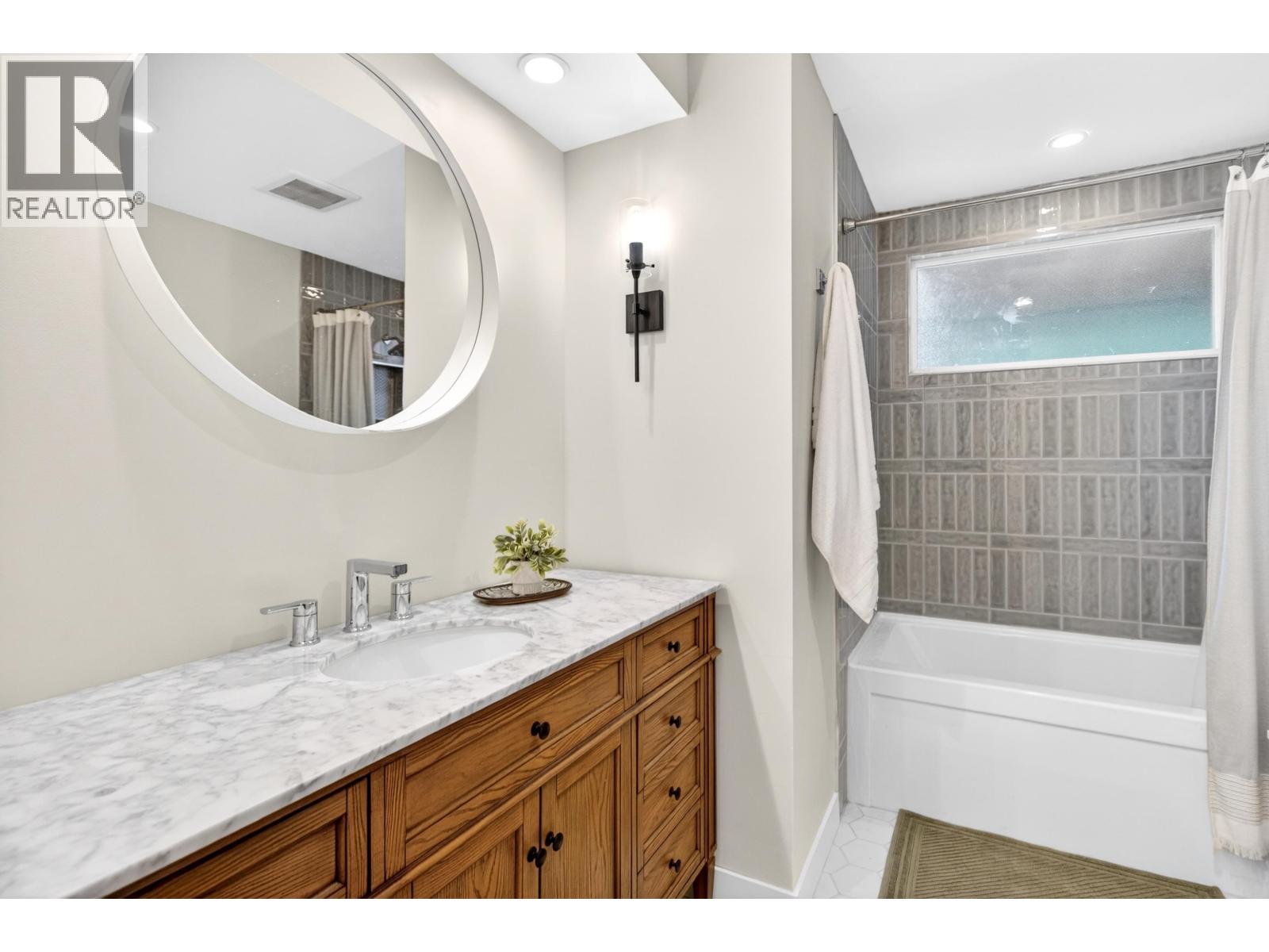 22707 Balabanian Circle, Maple Ridge, British Columbia V2X 9N4 - Photo 27 - R3098981