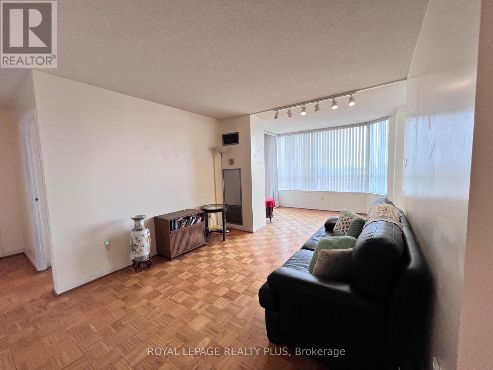 707 - 550 Webb Drive, Mississauga, Ontario  L5B 3Y4 - Photo 15 - W12964942