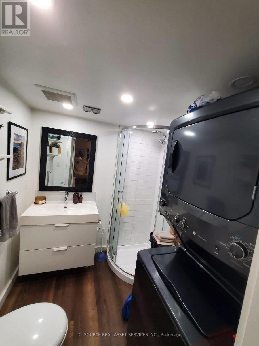 B1 - 15 Highview Crescent, Toronto, Ontario  M6H 2Y3 - Photo 6 - W12963984