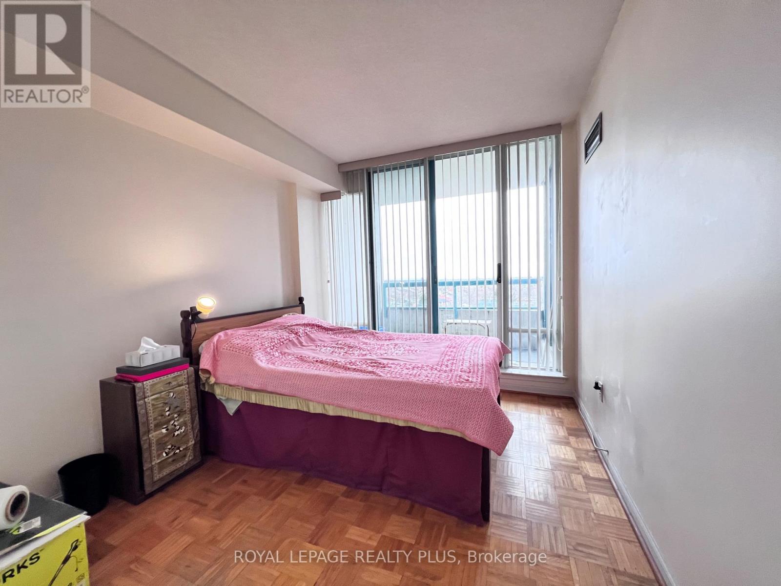 707 - 550 Webb Drive, Mississauga, Ontario  L5B 3Y4 - Photo 8 - W12964942