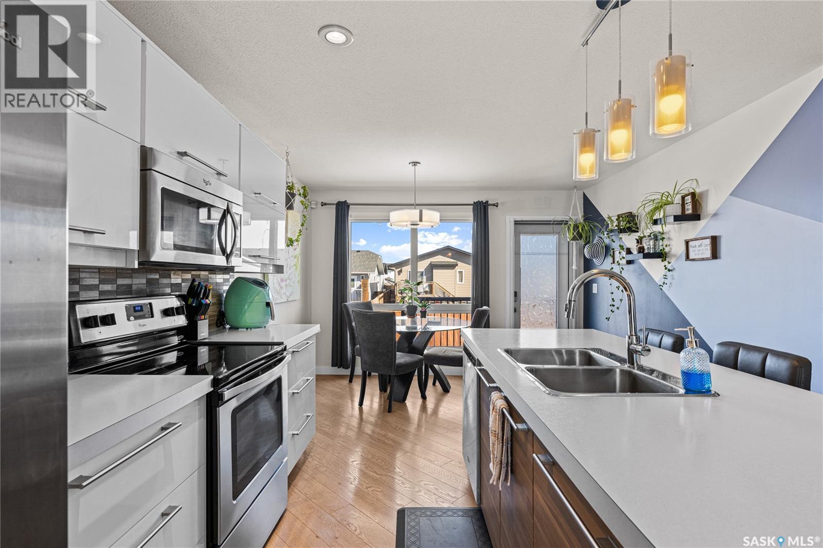 314 Reddekopp Crescent, Warman, Saskatchewan  S0K 4S3 - Photo 10 - SK032245