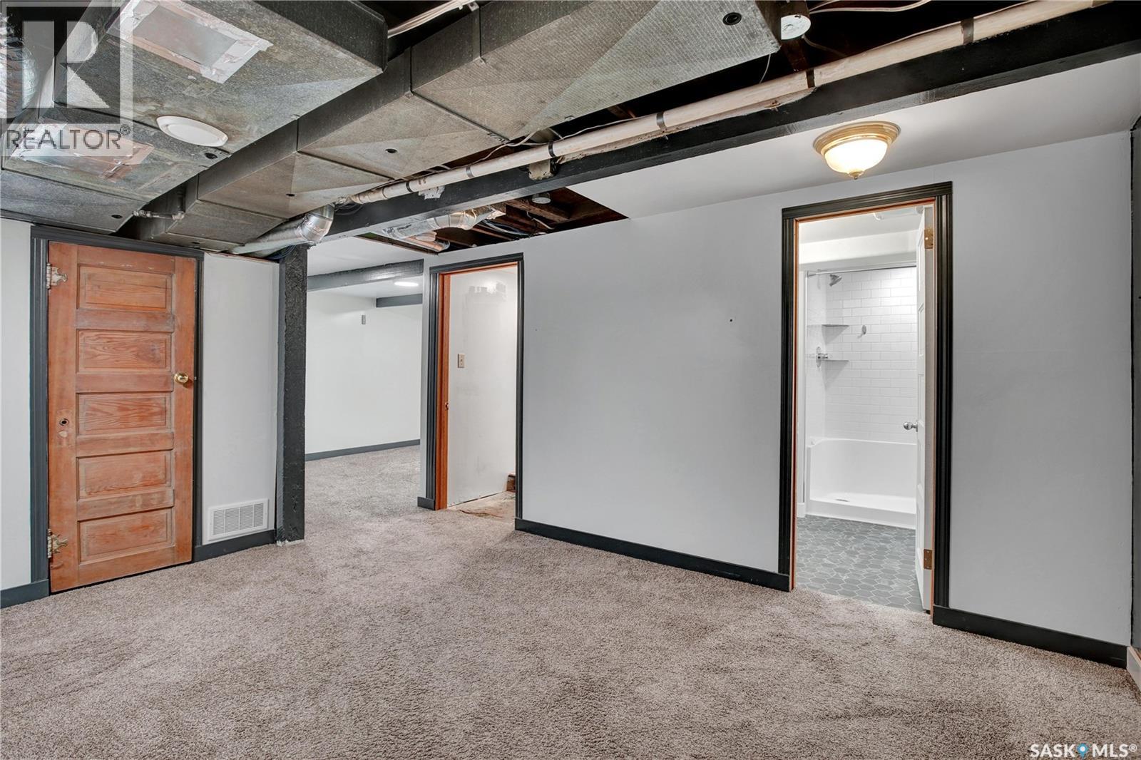 219 27th Street W, Saskatoon, Saskatchewan  S7L 0J4 - Photo 24 - SK032165