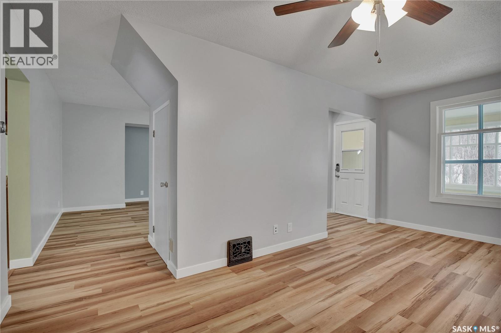 219 27th Street W, Saskatoon, Saskatchewan  S7L 0J4 - Photo 7 - SK032165