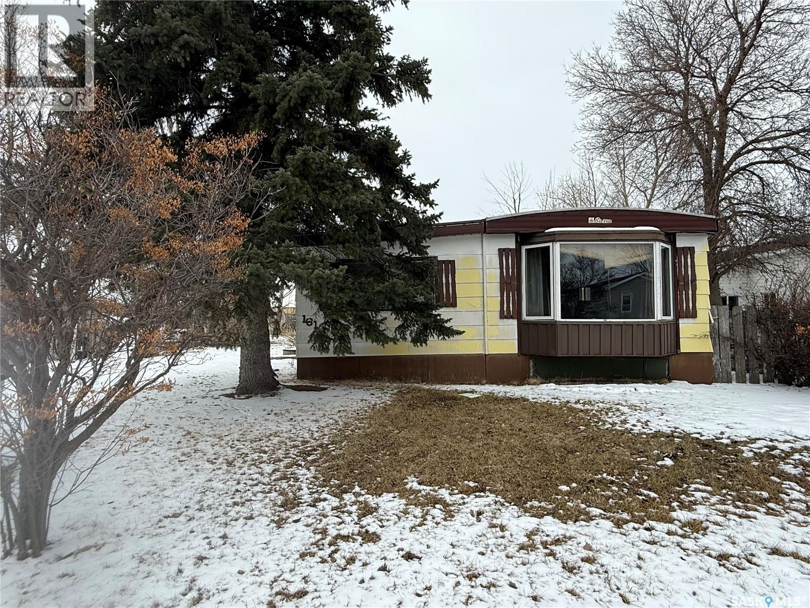 161 Laing CRESCENT, Weyburn, Saskatchewan