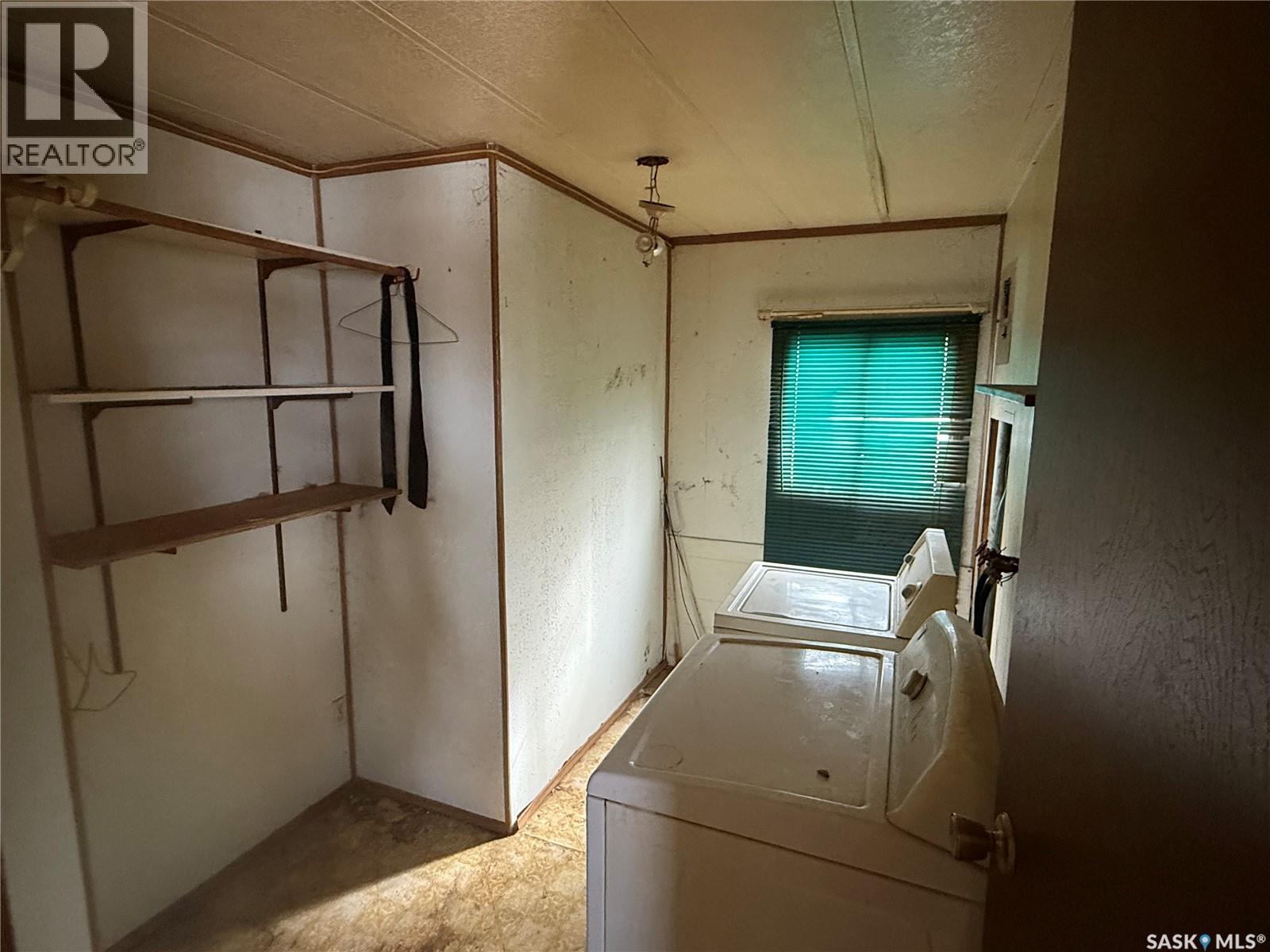 161 Laing Crescent, Weyburn, Saskatchewan  S4H 2R8 - Photo 11 - SK032089