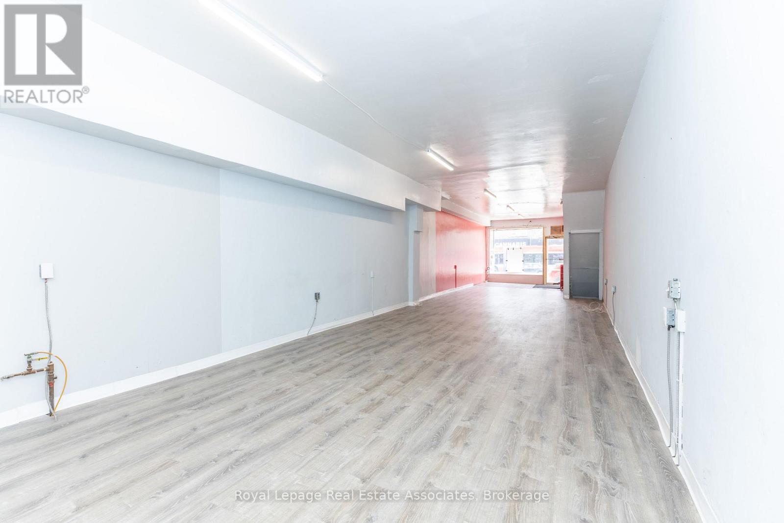 2850 Dufferin Street, Toronto, Ontario  M6B 3S3 - Photo 7 - W12963038