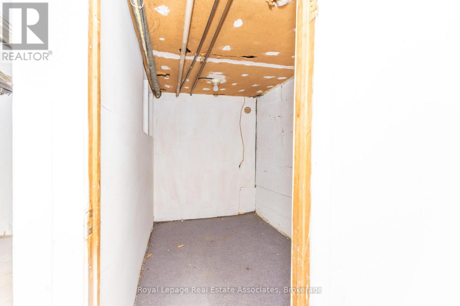 2850 Dufferin Street, Toronto, Ontario  M6B 3S3 - Photo 16 - W12963038