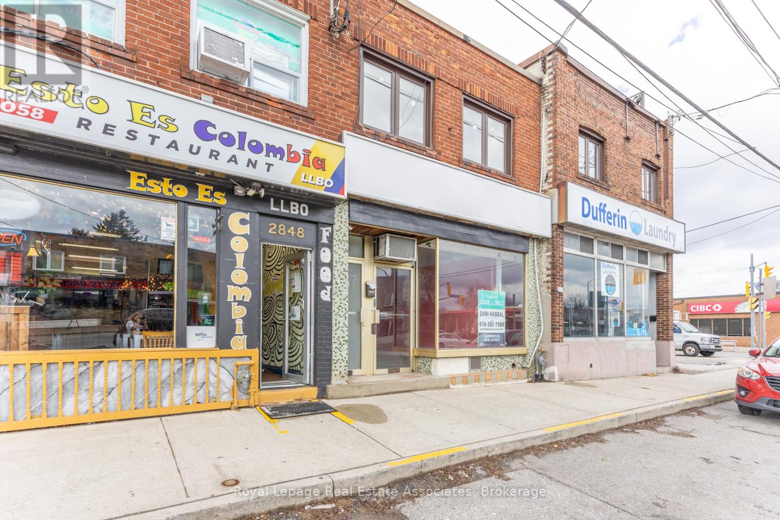 2850 Dufferin Street, Toronto, Ontario  M6B 3S3 - Photo 2 - W12963038