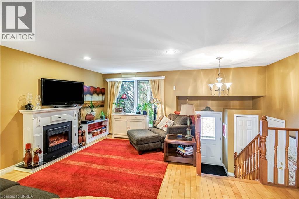 102 Mcguiness Drive, Brantford, Ontario  N3T 6R7 - Photo 5 - 40818257