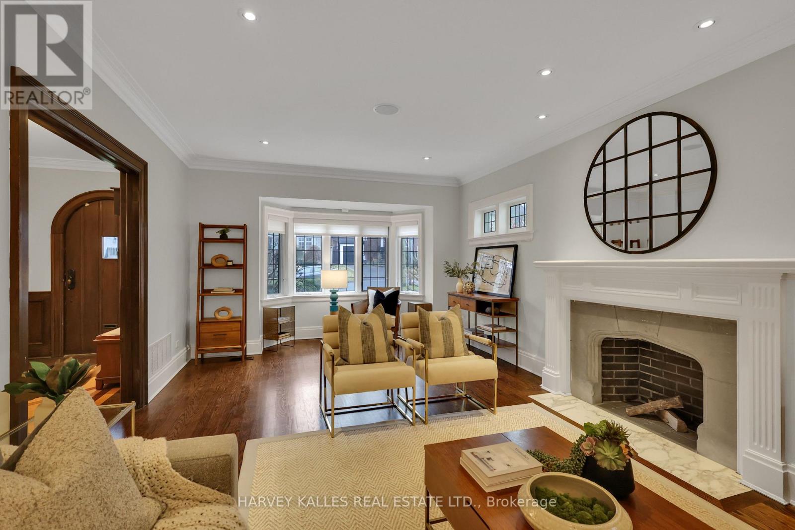 12 Killarney Road, Toronto, Ontario  M5P 1L8 - Photo 10 - C12964958