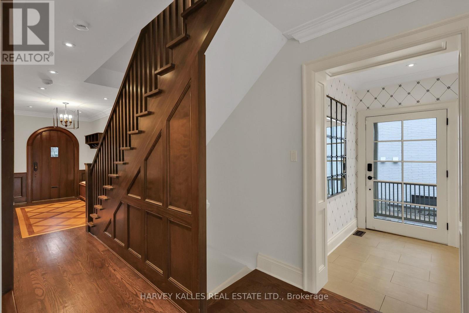 12 Killarney Road, Toronto, Ontario  M5P 1L8 - Photo 13 - C12964958