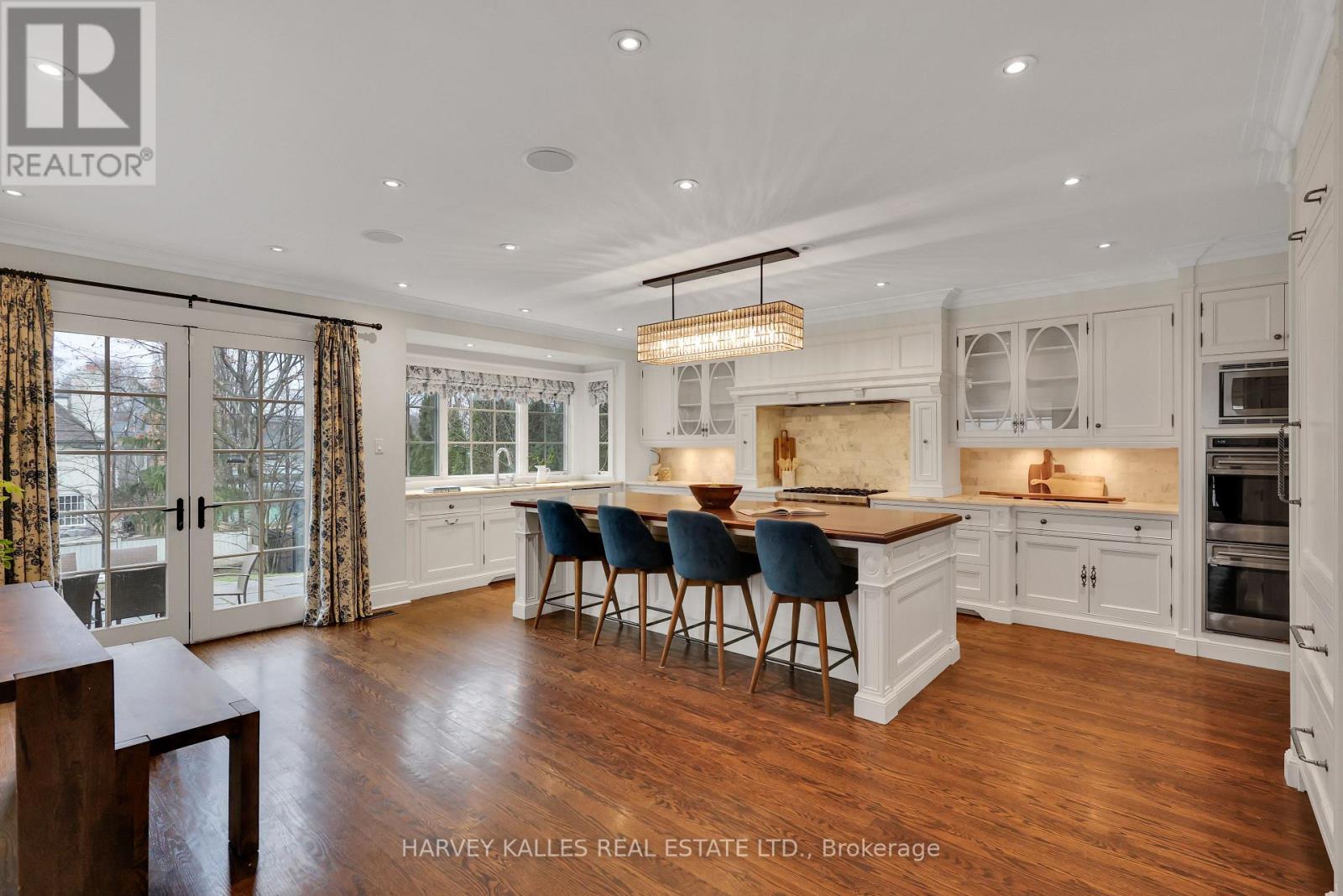 12 Killarney Road, Toronto, Ontario  M5P 1L8 - Photo 14 - C12964958