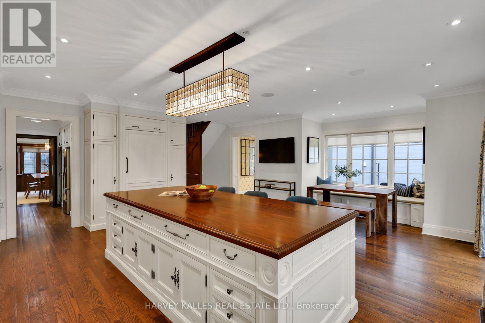 12 Killarney Road, Toronto, Ontario  M5P 1L8 - Photo 20 - C12964958