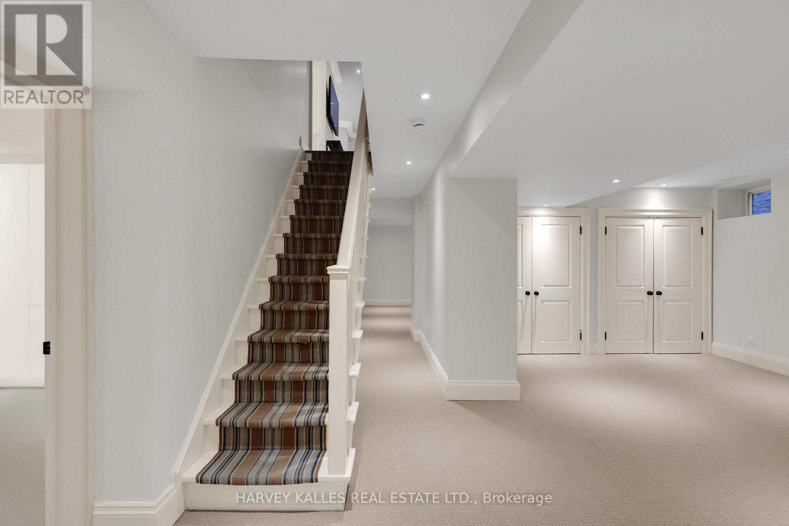 12 Killarney Road, Toronto, Ontario  M5P 1L8 - Photo 42 - C12964958