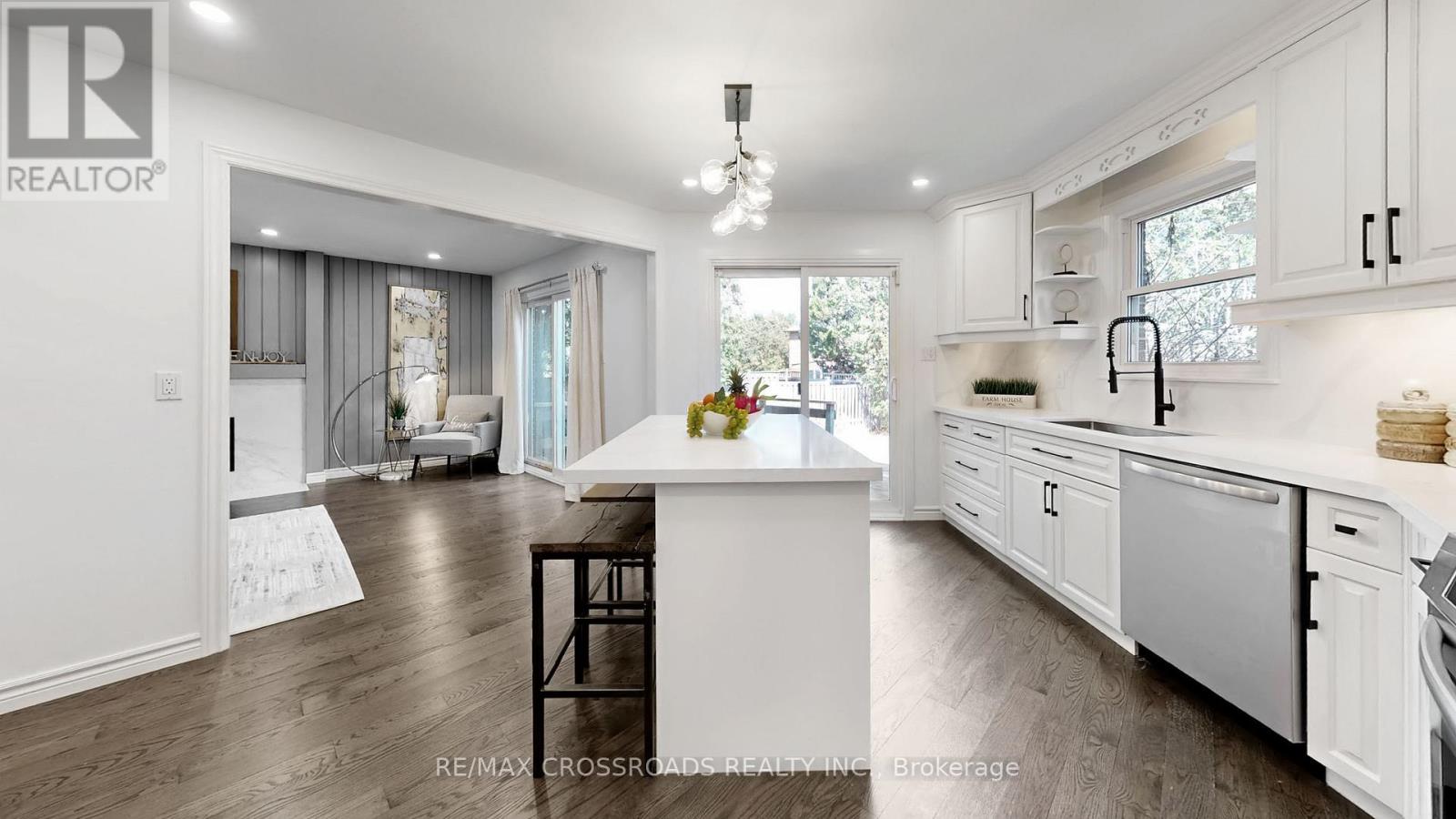 349 Banbury Road, Toronto, Ontario  M2L 2V2 - Photo 12 - C12965014