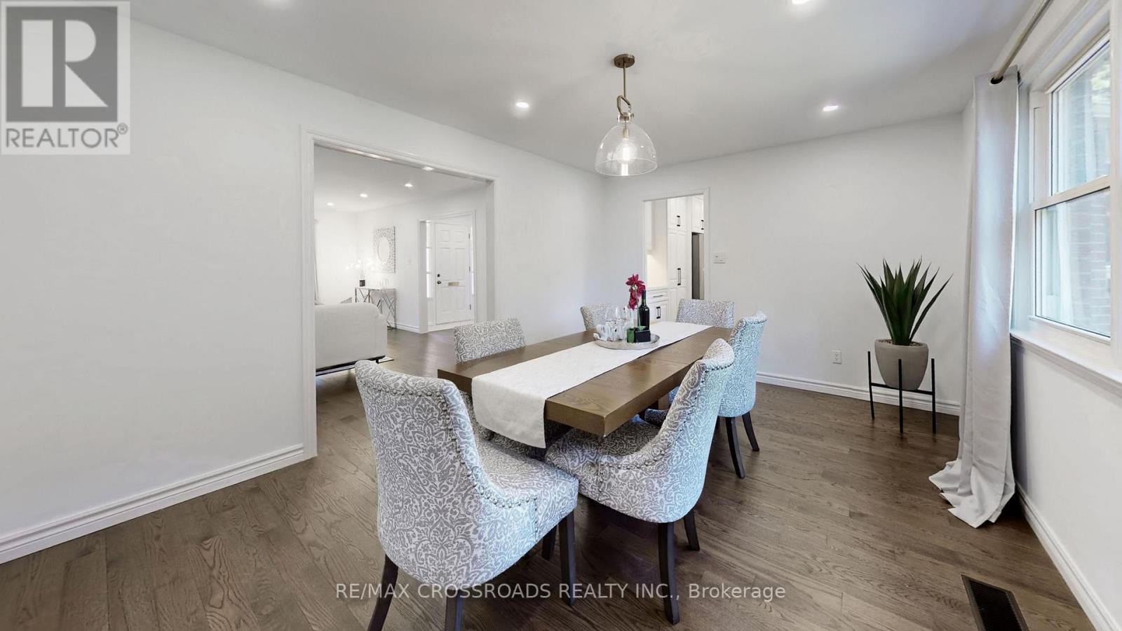 349 Banbury Road, Toronto, Ontario  M2L 2V2 - Photo 24 - C12965014