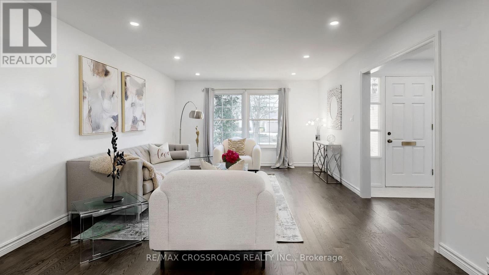 349 Banbury Road, Toronto, Ontario  M2L 2V2 - Photo 7 - C12965014