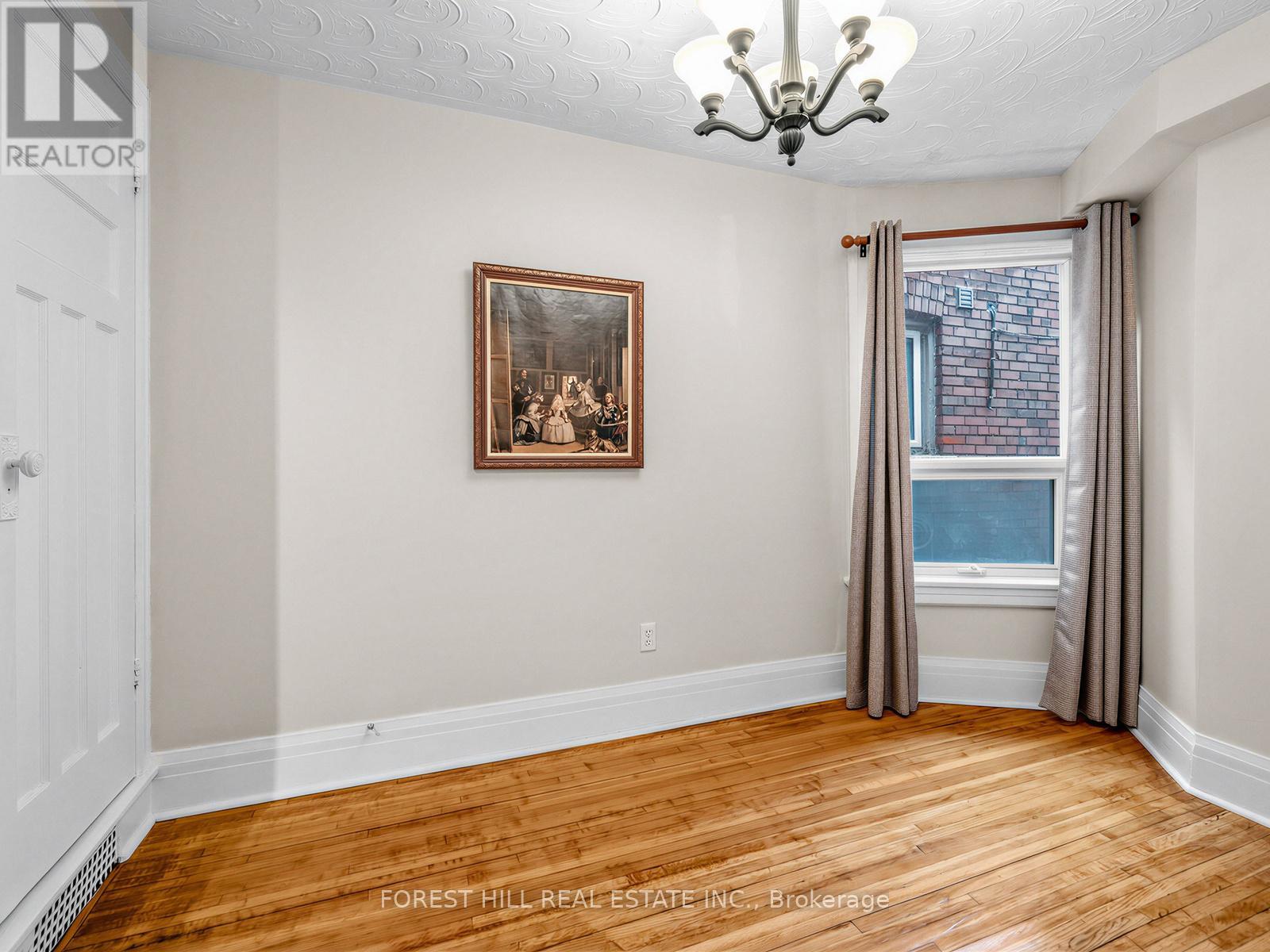 274 St Clarens Avenue, Toronto, Ontario M6H 3W3 - Photo 10 - C12965100