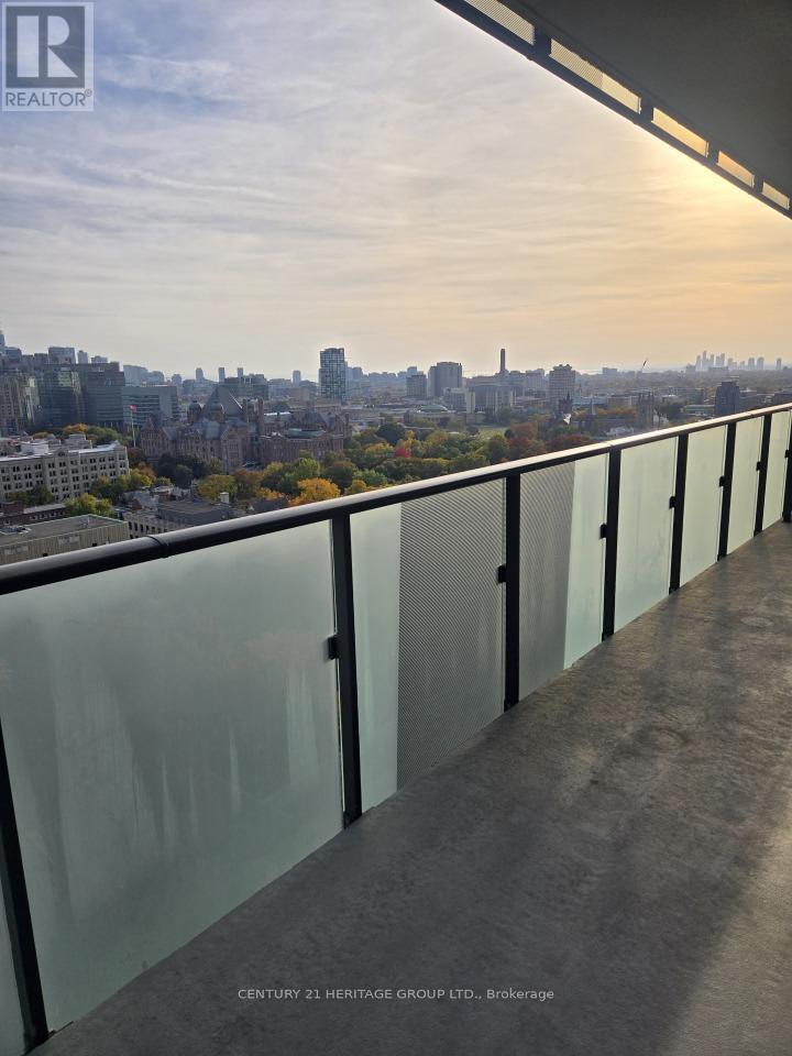 2002 - 65 St Mary Street, Toronto, Ontario  M5S 0A6 - Photo 18 - C12965128