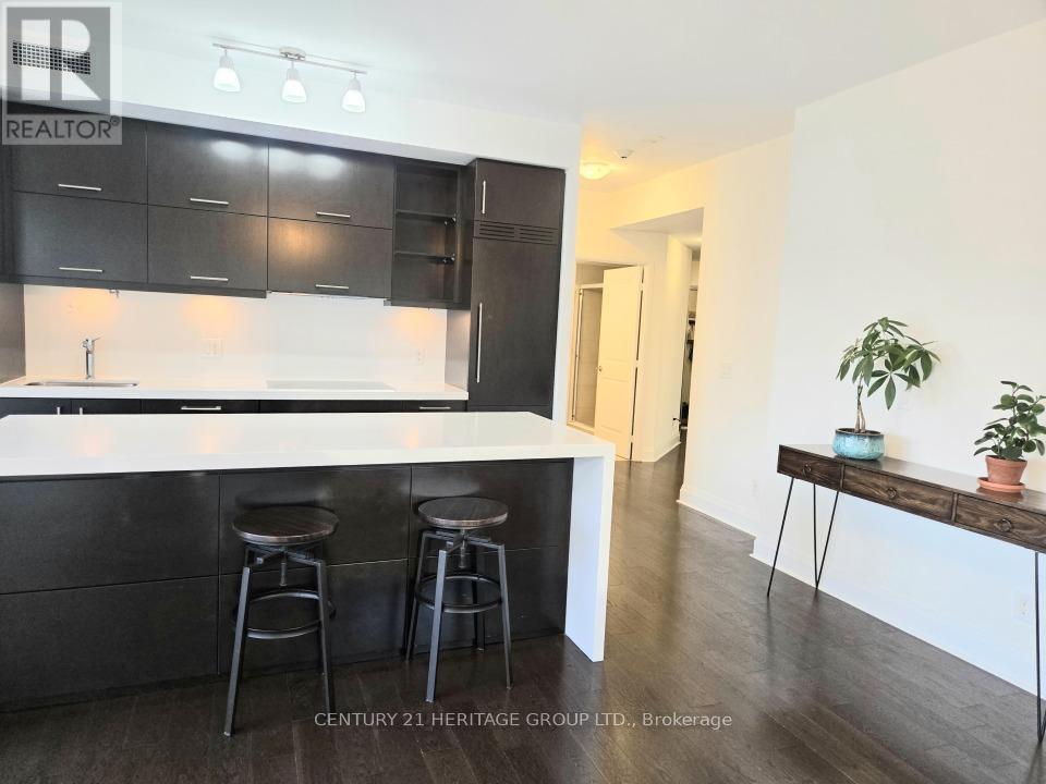 2002 - 65 St Mary Street, Toronto, Ontario  M5S 0A6 - Photo 7 - C12965128