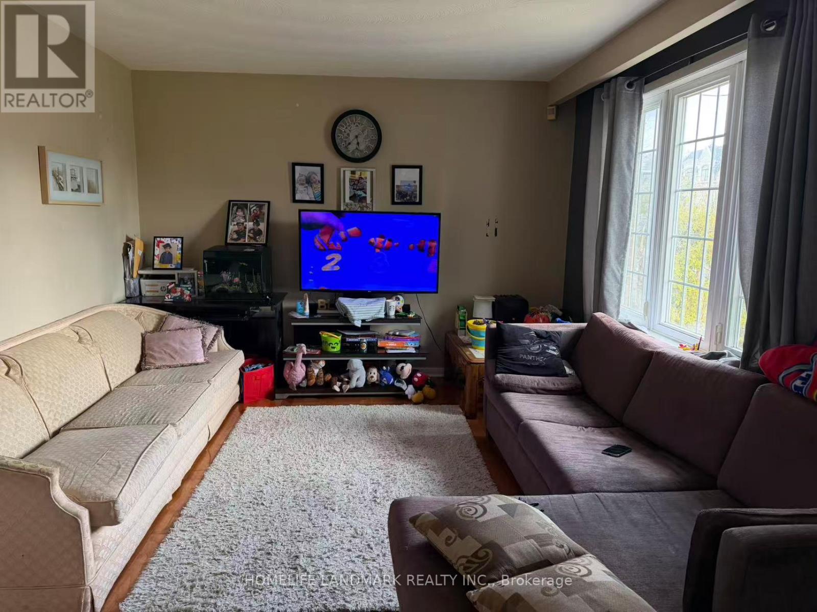 Main - 256 Patricia Avenue, Toronto, Ontario  M2M 1J8 - Photo 2 - C12965138