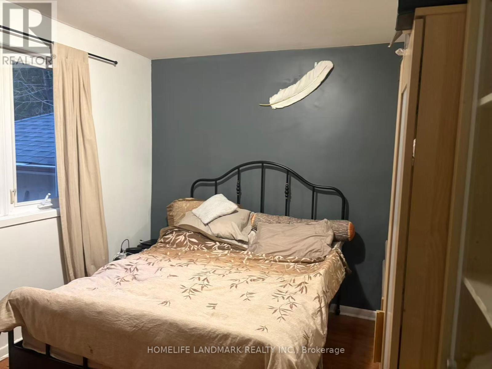 Main - 256 Patricia Avenue, Toronto, Ontario  M2M 1J8 - Photo 8 - C12965138